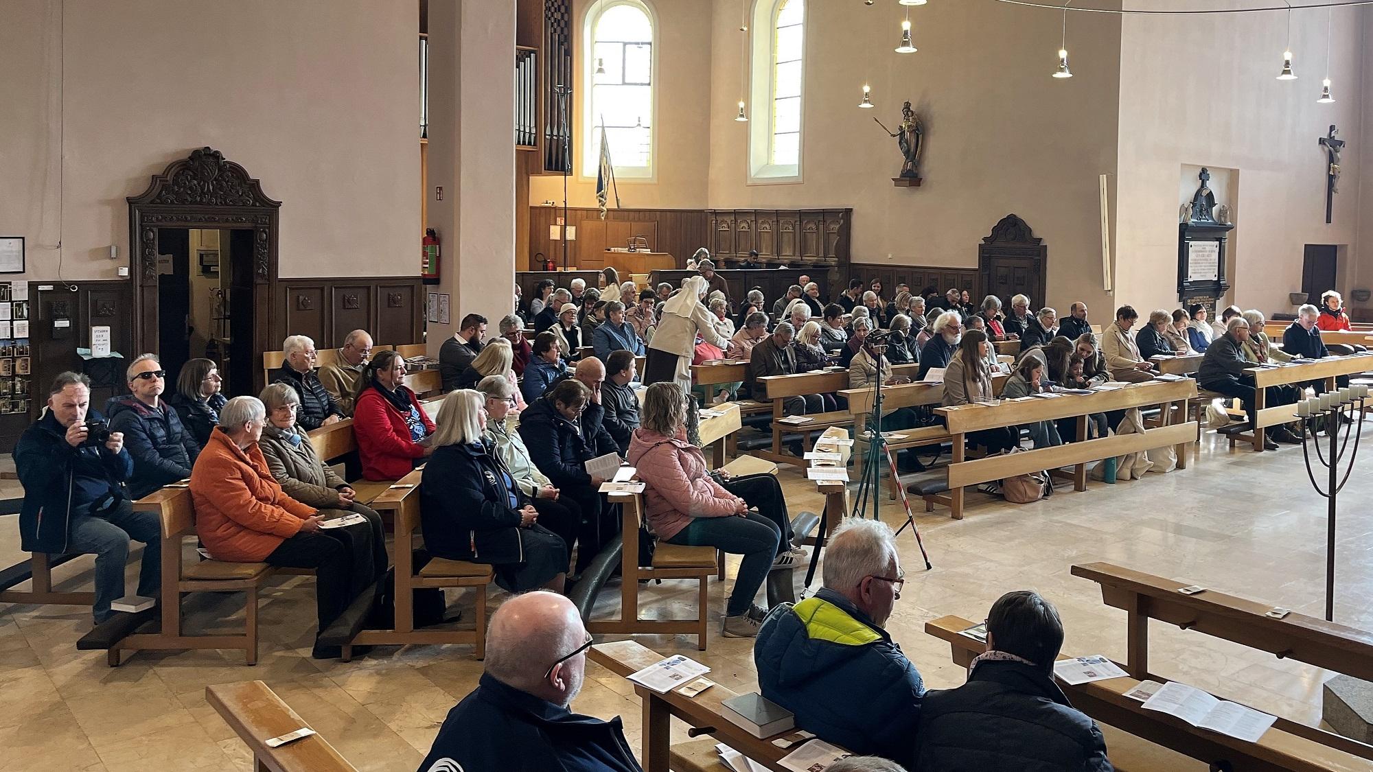 Viele Gläubige versammelten sich zum Medjugorje-Tag in Waxweiler in der Kirche.